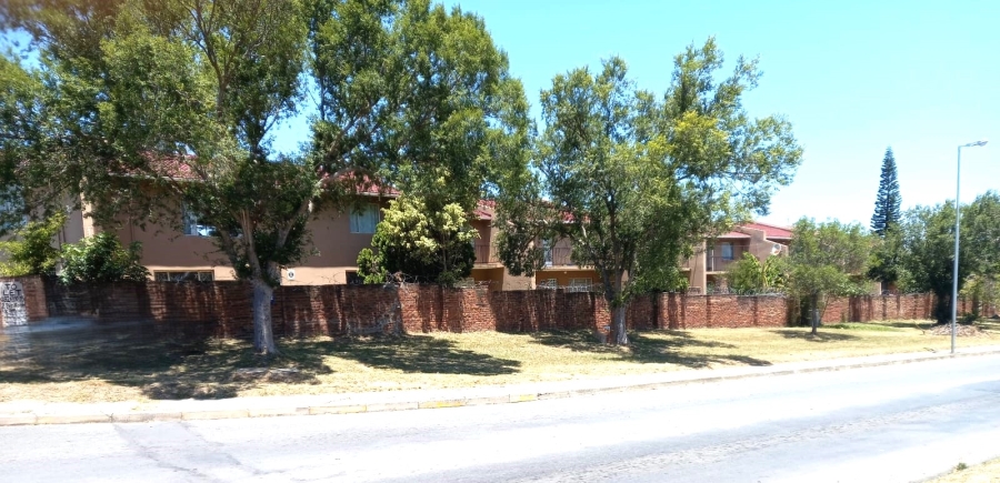 1 Bedroom Property for Sale in Kaffrarian Heights Eastern Cape